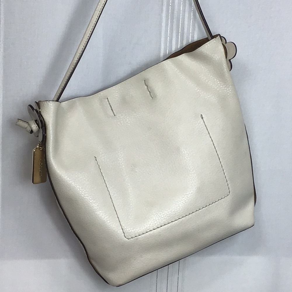 Coach ‘Derby’ Chalk Pebble Leather Crossbody with Gold Accents - Picture 4 of 12